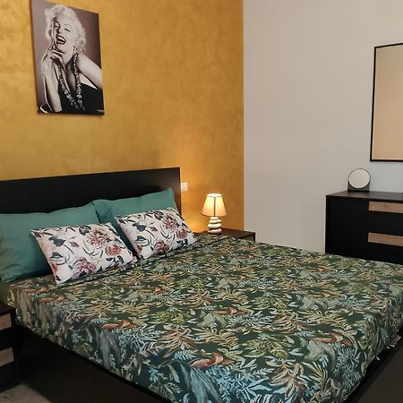 Luna House Montesilvano Luaran gambar
