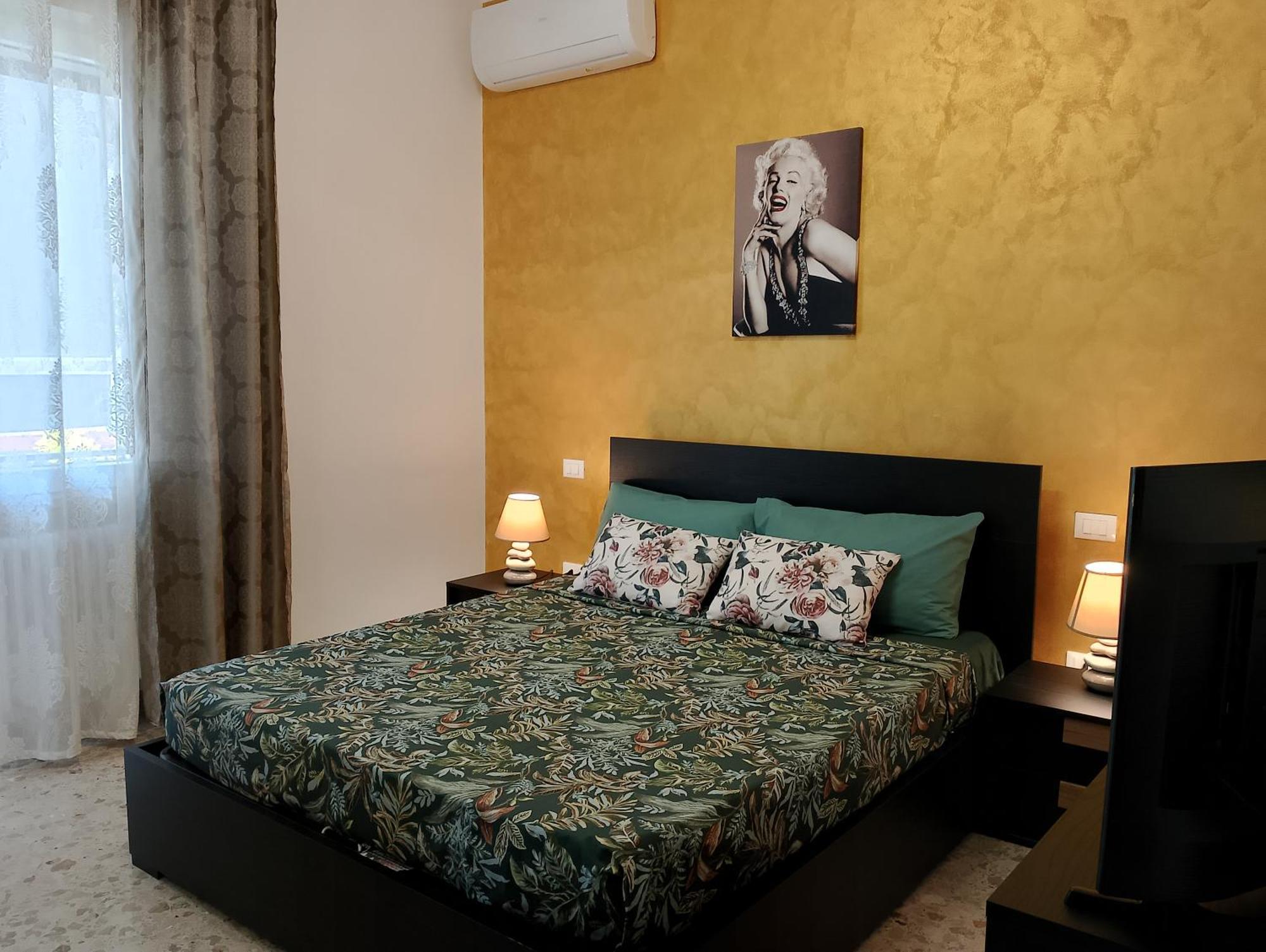 Luna House Montesilvano Luaran gambar